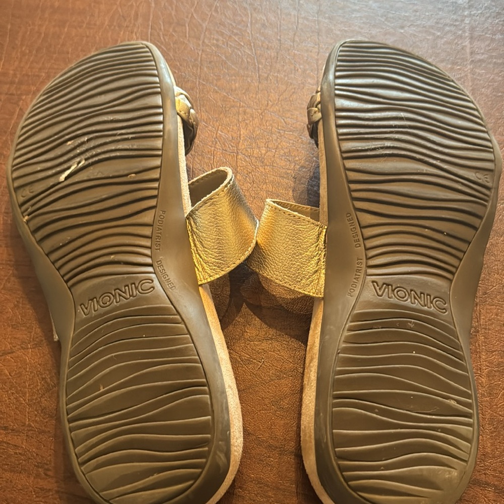 Vionic Sandals With Adjustable Strap - image 4